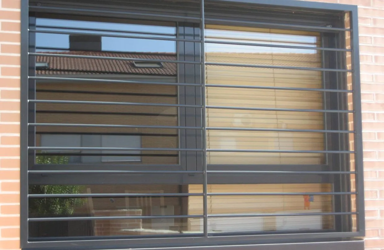 Rejas de Ballesta Barcelona para Ventanas y Puertas de Seguridad rejas ventanas banner - Rejas de Ballesta Barcelona para Ventanas y Puertas de Seguridad