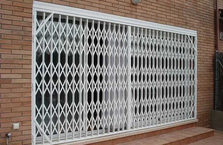 Cuales son las rejas de ballesta mas efectivas para ventanas en Barcelona 736x480 - ¿Cuáles son las rejas de ballesta más efectivas para ventanas en Barcelona?