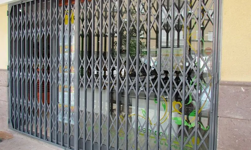 Cuales son las rejas para locales comerciales mas efectivas 800x480 - ¿Cuáles son las rejas para locales comerciales más efectivas en Barcelona?