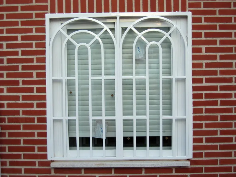 Encuentra instaladores de rejas de seguridad para ventanas en Barcelona - Encuentra instaladores de rejas de seguridad para ventanas en Barcelona