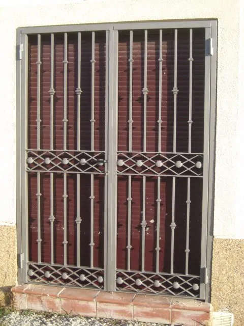 Que empresas ofrecen la instalacion mas segura rejas para terrazas - &iquest;Qu&eacute; empresas ofrecen la instalaci&oacute;n m&aacute;s segura de rejas para terrazas?